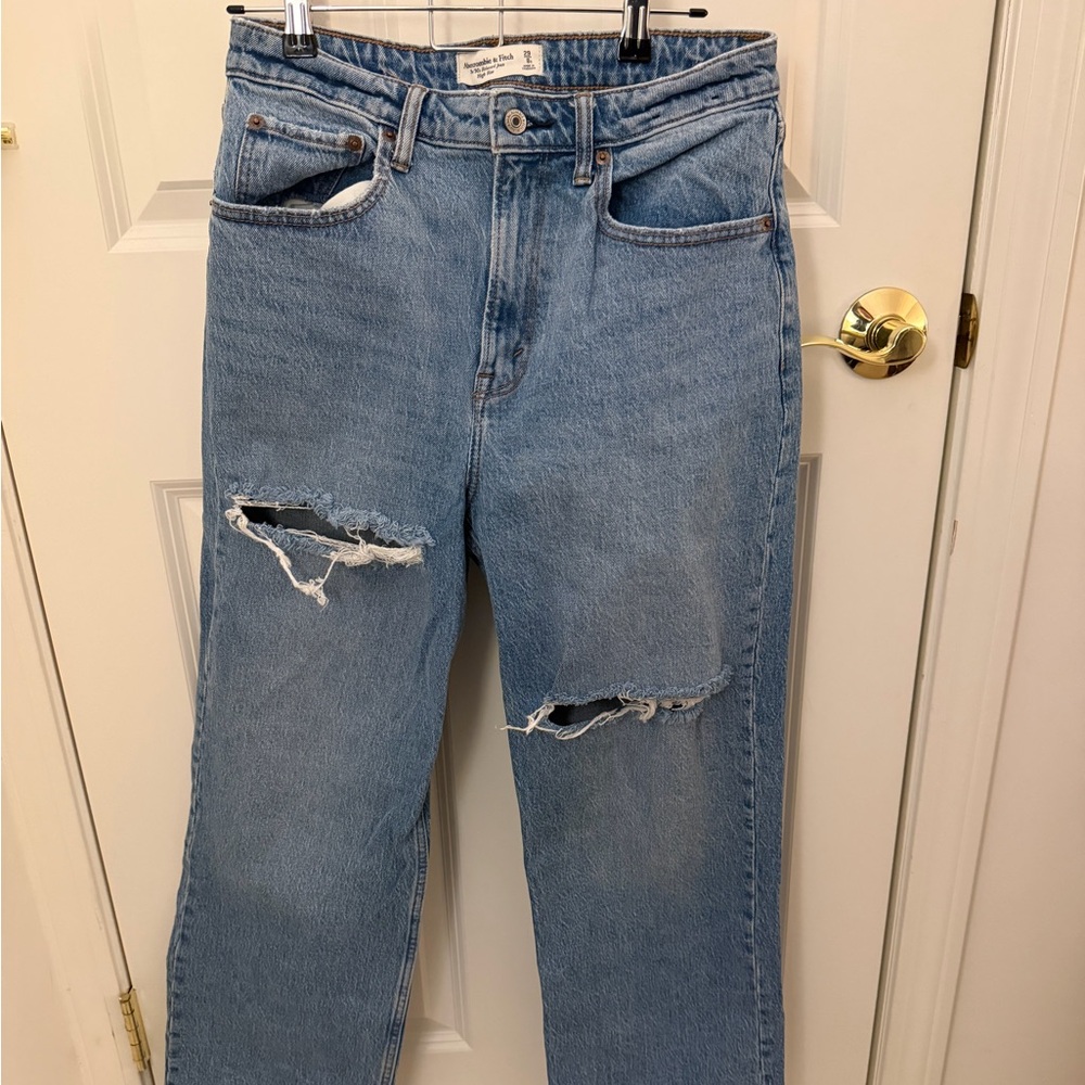 Abercrombie & Fitch The 90s Relaxed Jean High Rise CURVE LOVE